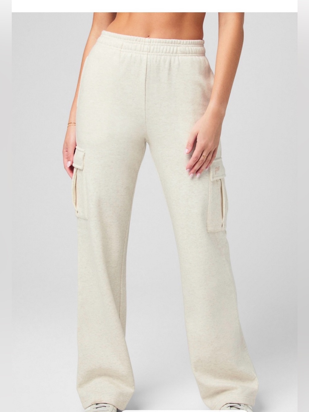 Cozy Fleece Wide Leg Cargo Sweatpant